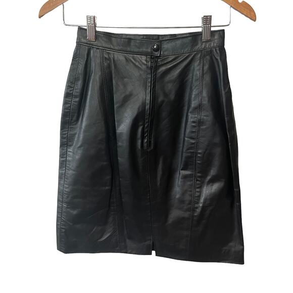 VTG 90s Petite Sophisticate Black Leather A Line Moto Biker Skirt Back Zip 5/6 - Picture 3 of 7
